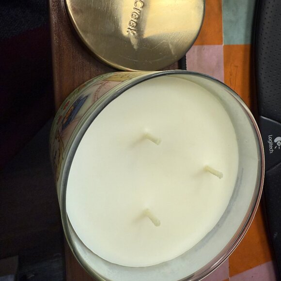 Goose Creek Blueberry Muffin 3-Wick Strawberry Shortcake Candle NEW - Picture 3 of 4